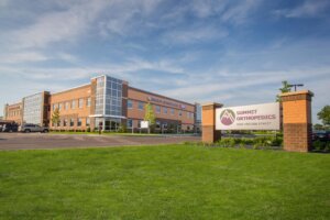 Vadnais Heights Summit Orthopedic Clinic with Urgent Care