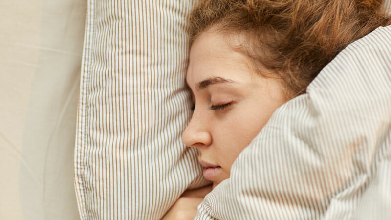 5 Ways to Reduce Back Pain While You Sleep