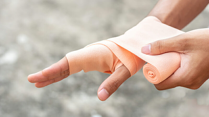 grim indelukke ansvar How to Wrap Your Wrist | Summit Orthopedics