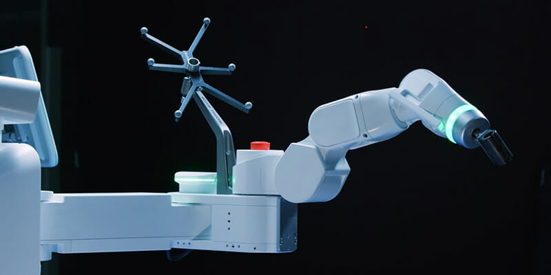 Summit Celebrates First Surgery with Mazor X Stealth Edition Robotic Guidance Platform