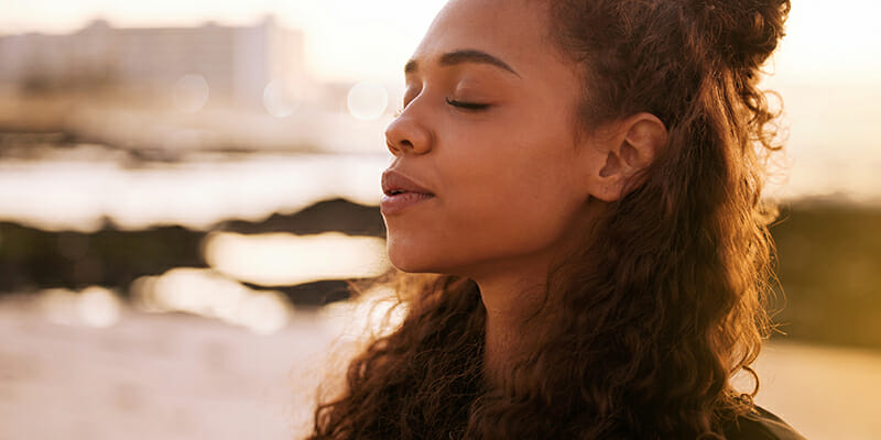 Why Does My Back Hurt When I Take Deep Breaths?