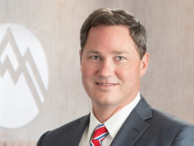 David H Strothman, MD