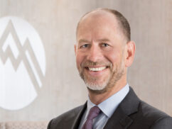 Andrew D Thomas, MD at Summit Orthopedics