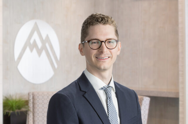 Viktor C Tollemar, MD