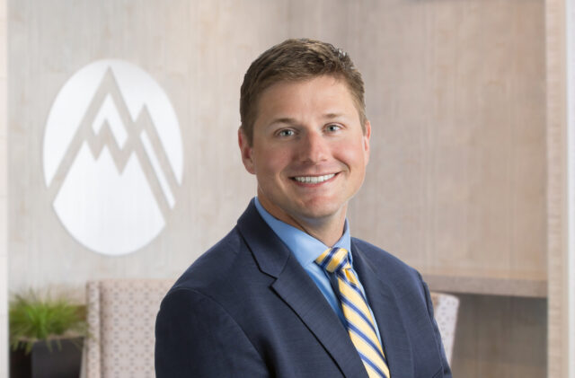 Chris Bejcek MD at Summit Orthopedics